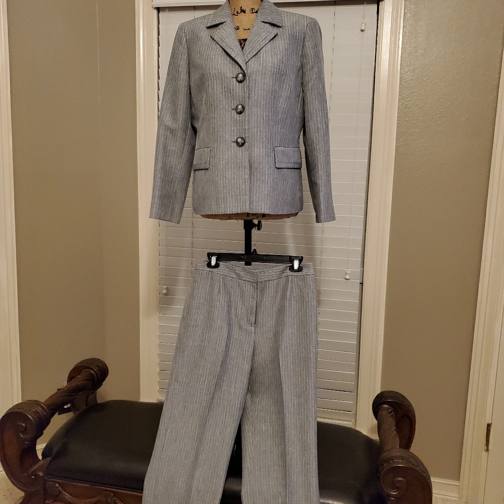 Pant Suit